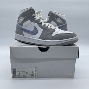 Nike Air Jordan 1 Mid Women's Size 11 / Men's 9.5‎ BQ6472-105 Basketball Shoes